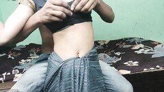 Rinnakas intialainen milf tekee kotitekoista pornoa vävynsä kanssa Thumb